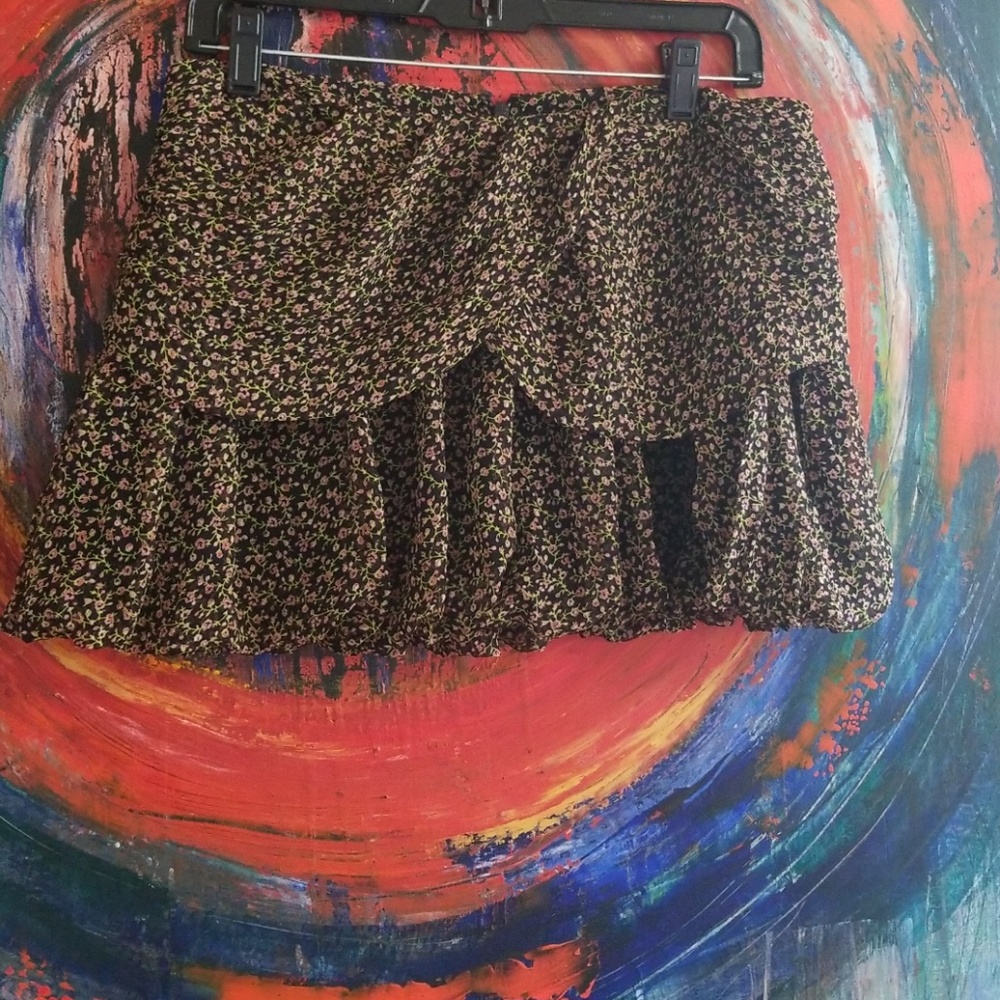 Bebe mini skirt